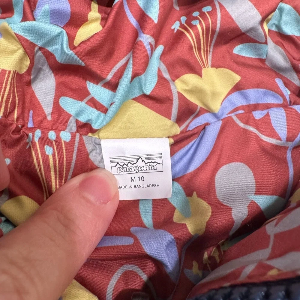 New Patagonia Kids’ Reversible Down Sweater Hoody – Size M (10)
